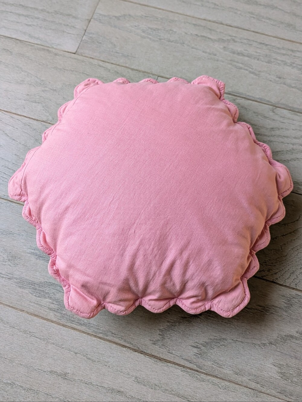 VINTAGE QUILT PILLOW feather filled - Picture 6 of 8